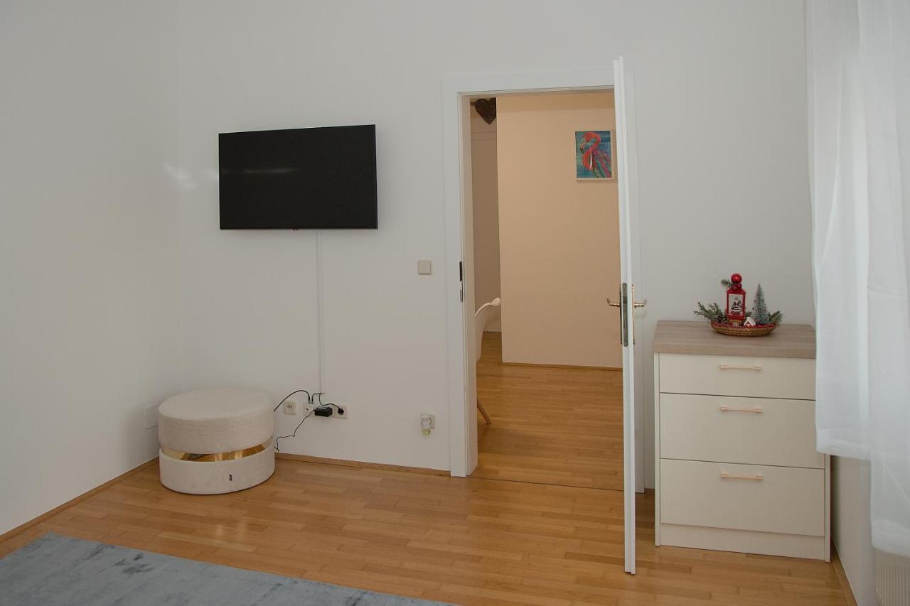 Blue Lotus Apartment Wien Exterior foto